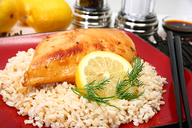 limonada pollo con arroz integral - herb plant dill frond fotografías e imágenes de stock