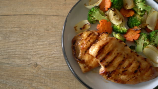 grilled chicken breast steak with vegetable
