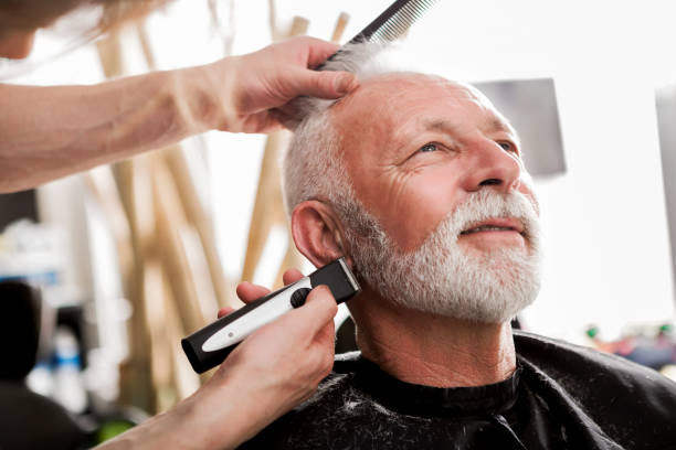 26,574 Old Man Haircut Stock Photos, Pictures & Royalty-Free Images -  iStock | Barber