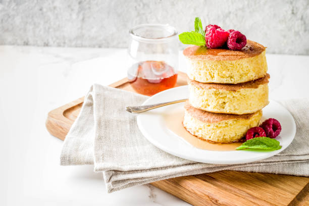 fluffy japan pancakes - nobody maple tree deciduous tree tree imagens e fotografias de stock