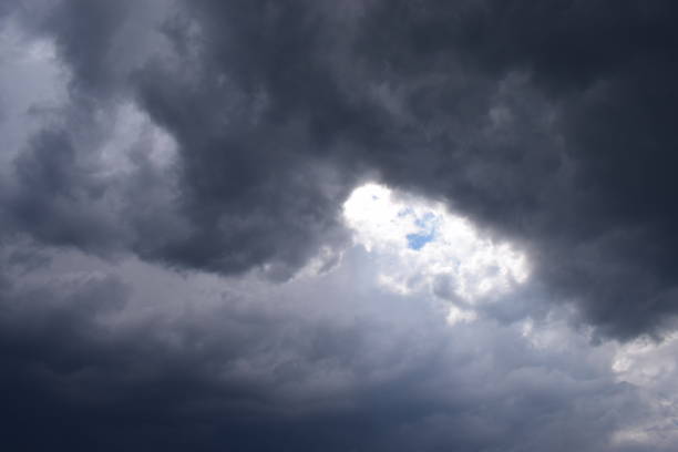 dark clouds dark clouds in thunderstorm hurrican stock pictures, royalty-free photos & images