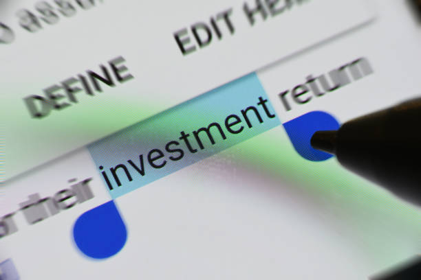 istock Selecting Online Investment information on digital screen 965066376