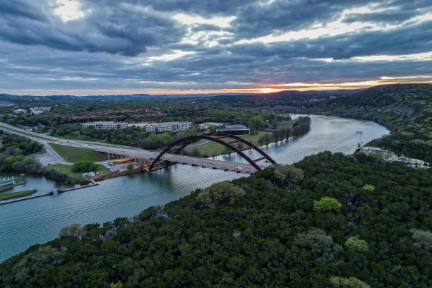 istock Pennybacker Bridge in Austin, Texas During Sunset 965199122