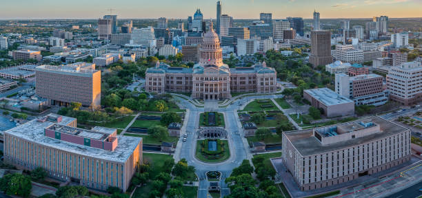 istock Texas State Capitol in Austin, Texas 965212960