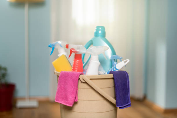 materiały do czyszczenia gospodarstw domowych - chemical merchandise cleaning product domestic life zdjęcia i obrazy z banku zdjęć