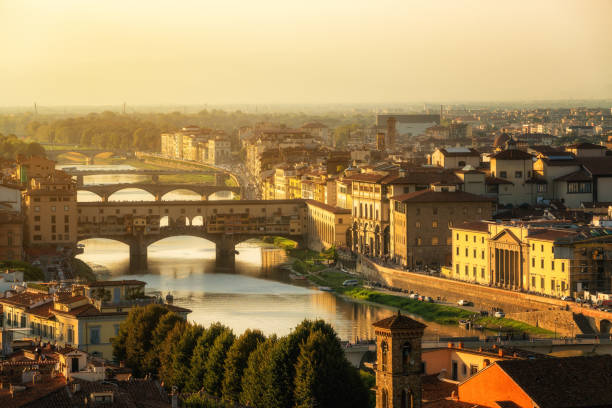istock Ponte Vecchio Bridge in Florence - Italy 965316754