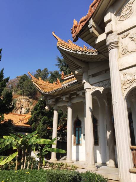 istock Architectural details of the Buddhist Temple (Kunming, Yunnan, China) 965393236