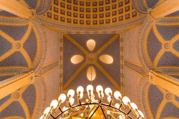 interior view of grand synagogue of edirne,turkey - sephardi imagens e fotografias de stock