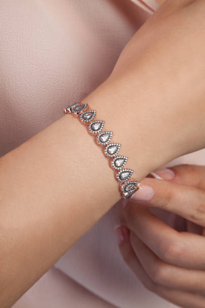 istock Beautiful Diamond Bracelet For Women 965435704