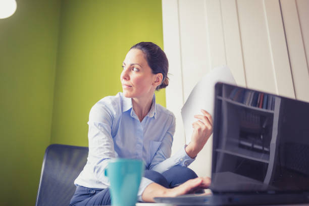 istock Business woman working in office 965471508