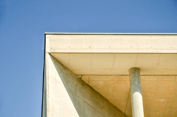 istock Corner of the building 965495096