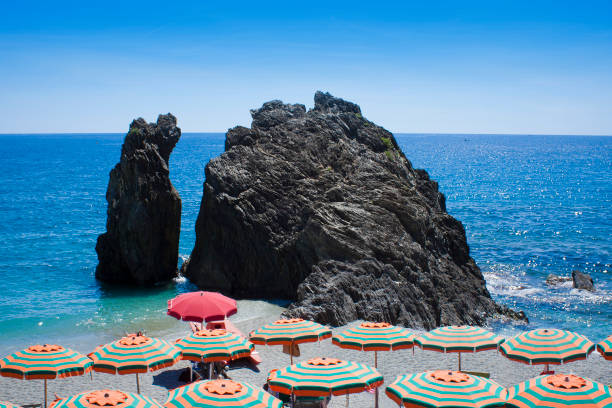 istock cliff on Monterosso beach in Cinque Terre 965503138