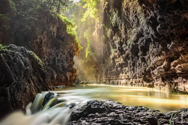 istock Green Canyon, Pangandaran, Indonesia 965543620
