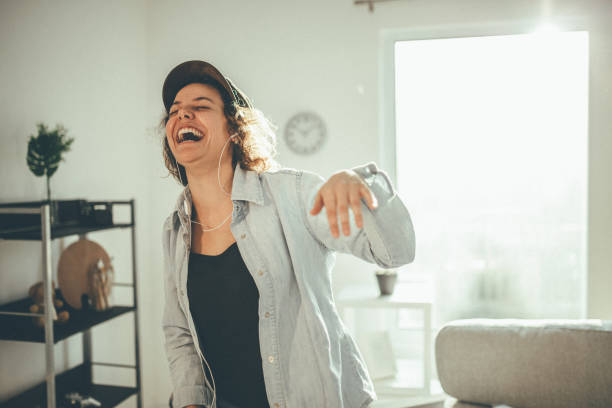 istock Excitedly Dancing to the Music 965644612