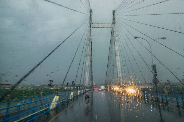 Vidyasagar Setu, abstract rainy day
