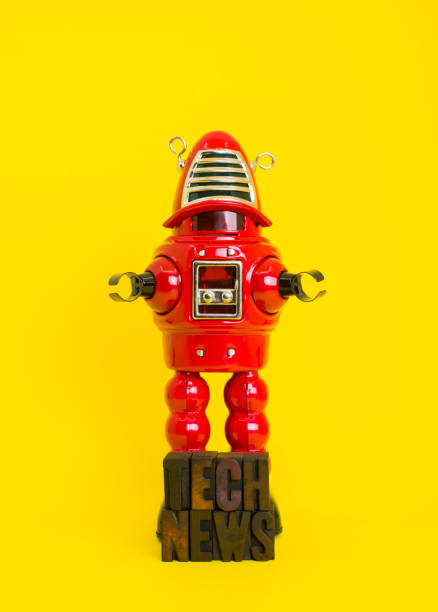 istock Tech News with Vintage Robot 965739784