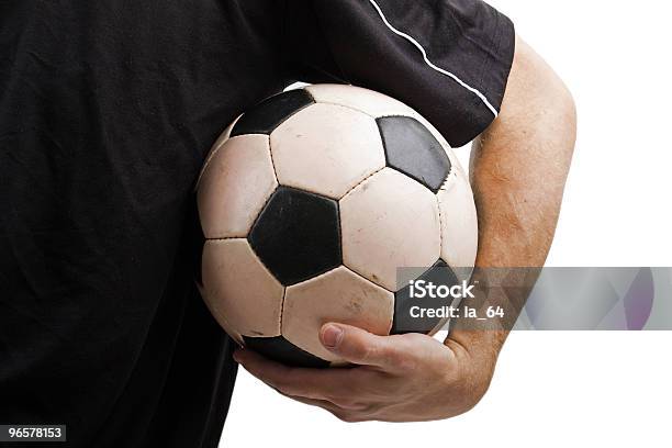 Fußball Ball Stockfoto und mehr Bilder von Aufblasbarer Gegenstand - Aufblasbarer Gegenstand, Ausrüstung und Geräte, Ein Mann allein