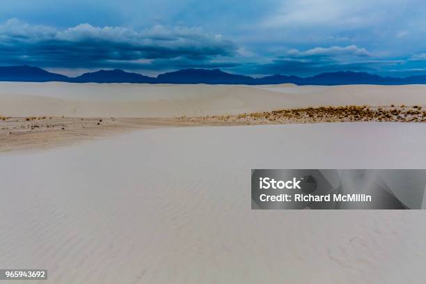 The Amazing Surreal White Sands Of New Mexico Stock Photo - Download Image Now - Arid Climate, Beauty, Bleached Color Effect