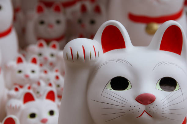 istock Japanes good luck cats 965987508