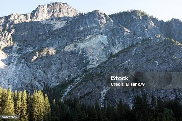 Die Großen Yosemite Stockfoto und mehr Bilder von Abenteuer - Abenteuer, Baum, Berg