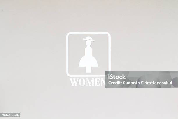 Weibliche Frauen Wc Schild Stockfoto und mehr Bilder von Bildkomposition und Technik - Bildkomposition und Technik, Design, Eine Frau allein
