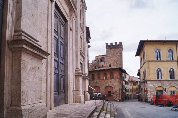 istock Pretorial Palace, Poggibonsi 966205558