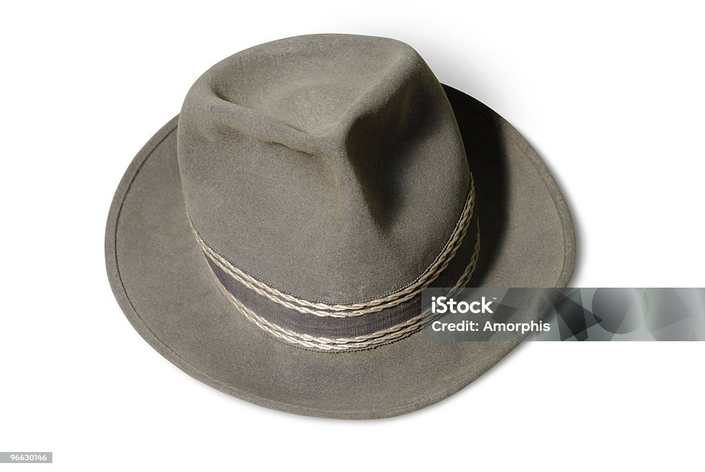 Cinzento velho retrô do chapéu de feltro no fundo branco - Foto de stock de Adereço de Cabeça royalty-free