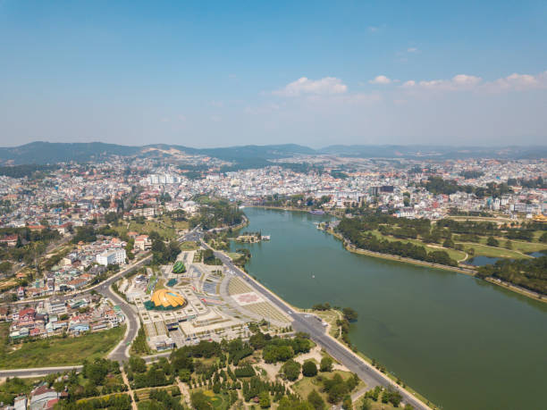 istock Aerial view Da Lat city 966394328