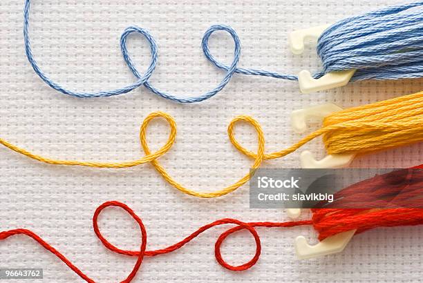 Ricamo Filetti Per - Fotografie stock e altre immagini di A forma di croce - A forma di croce, Artigianato, Bianco