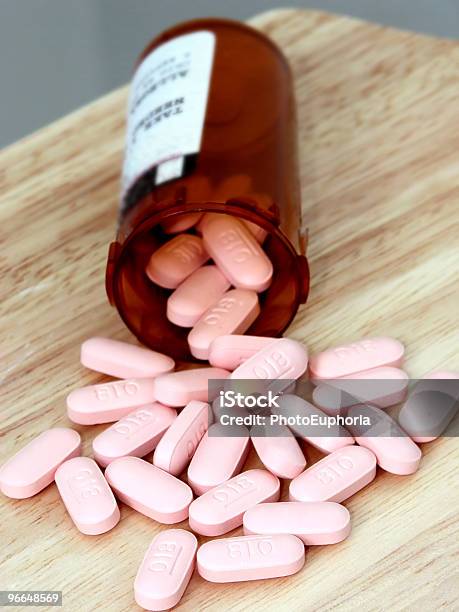 Perscription Spill Stock Photo - Download Image Now - Container, Pill, Spilling