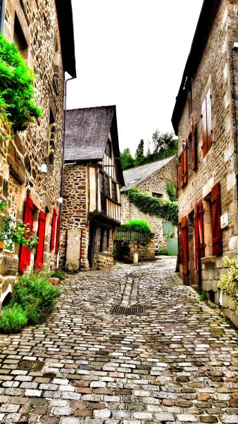 istock Dinan, United Kingdom 966498368