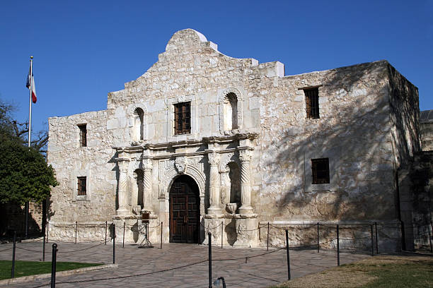 istock Alamo in San Antonio, Texas 96651863