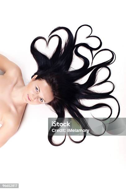 Capelli In Forma Di Cuori - Fotografie stock e altre immagini di Adulto - Adulto, Amore, Beautiful Woman