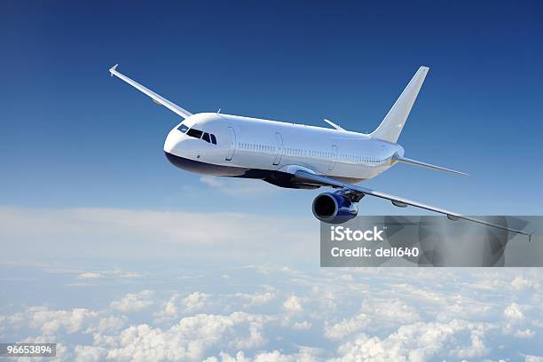 Flugzeug In Den Himmel Stockfoto und mehr Bilder von Flugzeug - Flugzeug, Fliegen, Passagierflugzeug