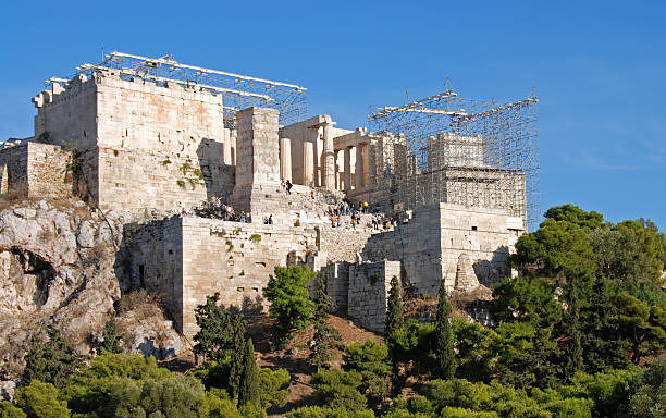 acropolis-hügel - social history minerva past ancient stock-fotos und bilder