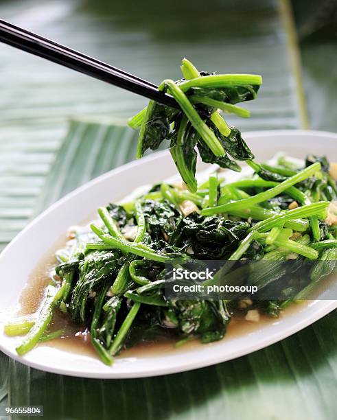 중국 살짝 볶은 모듬 야채 시금치에 대한 스톡 사진 및 기타 이미지 - 시금치, 건강한 생활방식, 건강한 식생활