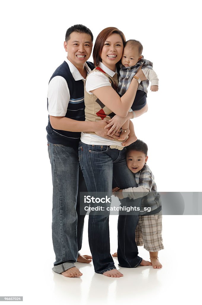 Jeune asiatique famille chinoise - Photo de Bébé libre de droits