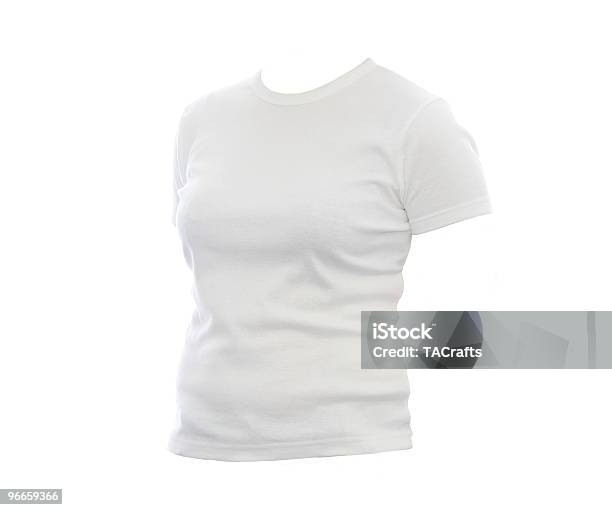 Foto de Camisa De T De Branco Em Branco e mais fotos de stock de Branco - Branco, Camiseta, Céu Claro