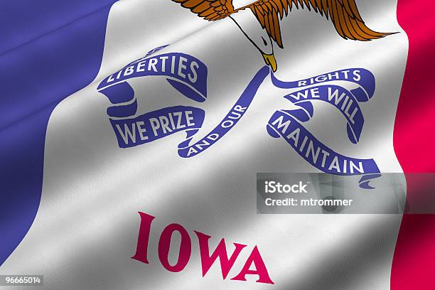 Bandiera Di Iowa - Fotografie stock e altre immagini di Bandiera - Bandiera, Bandiera di stato americano, Close-up