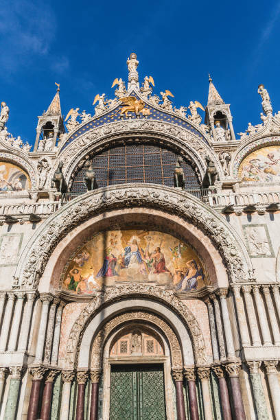 istock Beautiful Details Over Saint Marks Basilica Vertical 966659616