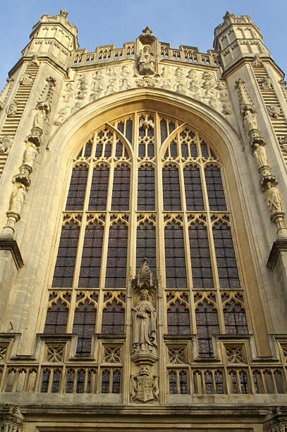 istock West Facade of Bath Abbey 96669048