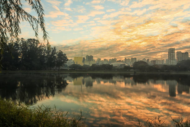 istock Sunrise in Sao Paulo 966699394