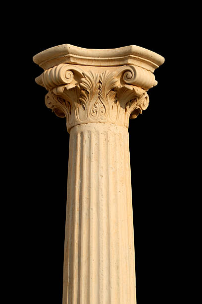 columna aislado en negro - column greece pedestal classical greek fotografías e imágenes de stock