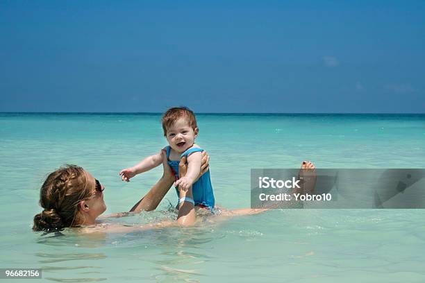 Família Na Praia - Fotografias de stock e mais imagens de Aruba - Aruba, Porto Rico, Família