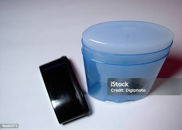 Deodorant Neue Stick Stockfoto und mehr Bilder von Badezimmer - Badezimmer, Behälter, Blau