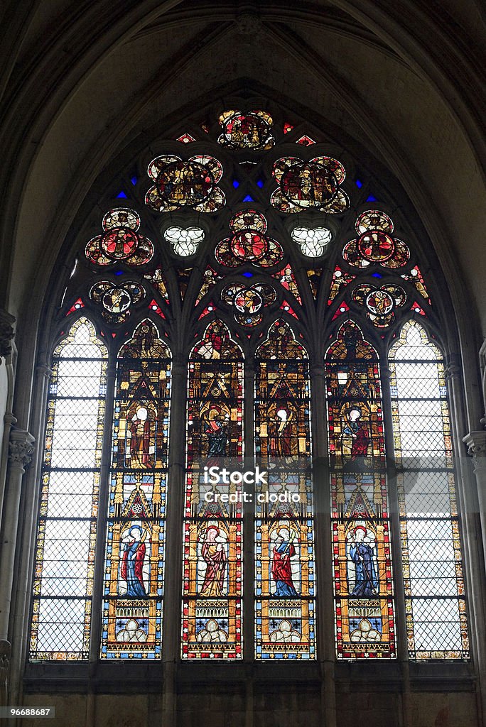 Troyes (Champagne, Francia)-Cattedrale interni, vetrate colorate - Foto stock royalty-free di Ambientazione interna