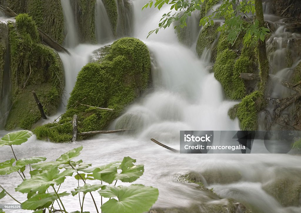 Exposição Longa imagem de cascata - Royalty-free Amimar Foto de stock