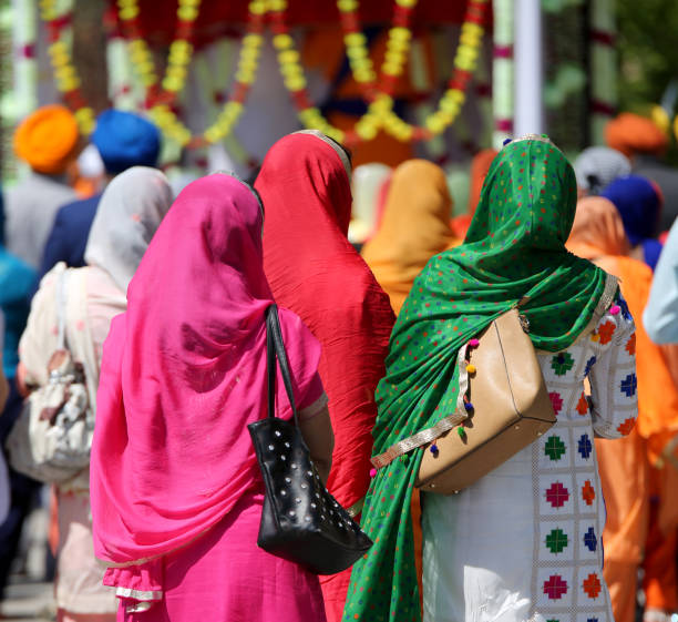 istock many women of Sikh religion 966959536