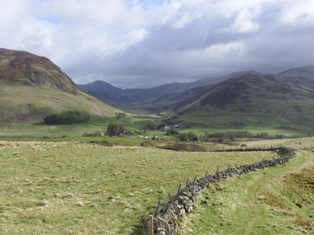 Spittal de Glenshee visto desde el sendero Cateran, Escocia en mayo - foto de stock