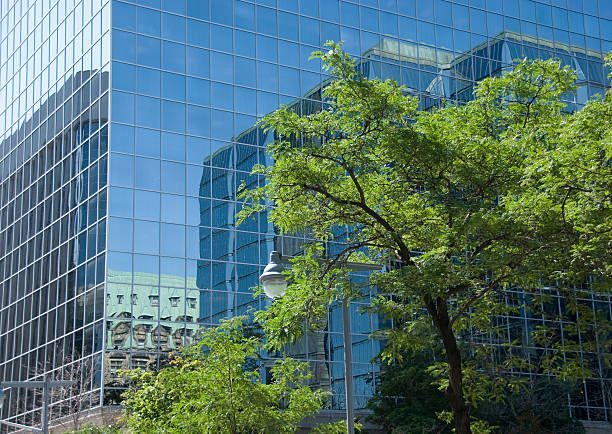 moderno edificio de vidrio, reflejo de ottawa - 4865 fotografías e imágenes de stock